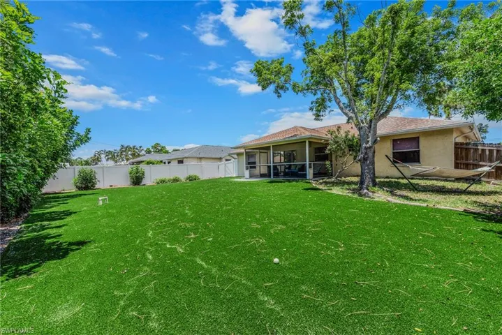 18021  Phlox  DR, Fort Myers, FL 33967