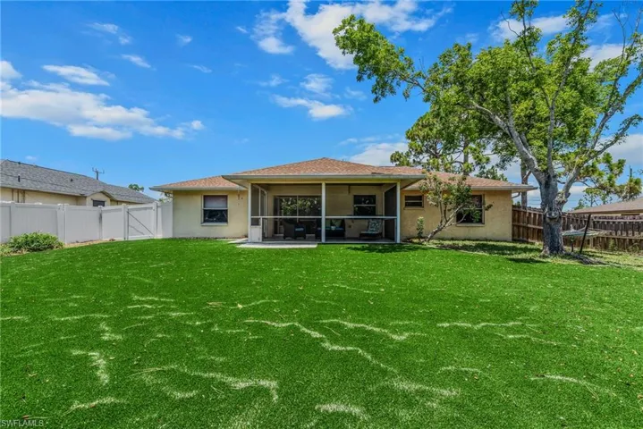 18021  Phlox  DR, Fort Myers, FL 33967
