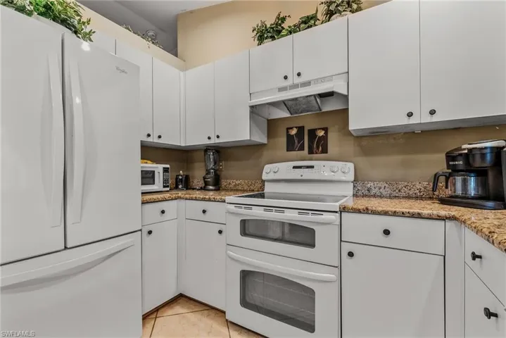 18021  Phlox  DR, Fort Myers, FL 33967