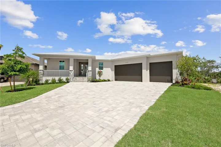 8738 Lakefront Ct, Fort Myers, Florida 33908