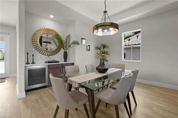 8738 Lakefront Ct, Fort Myers, Florida 33908
