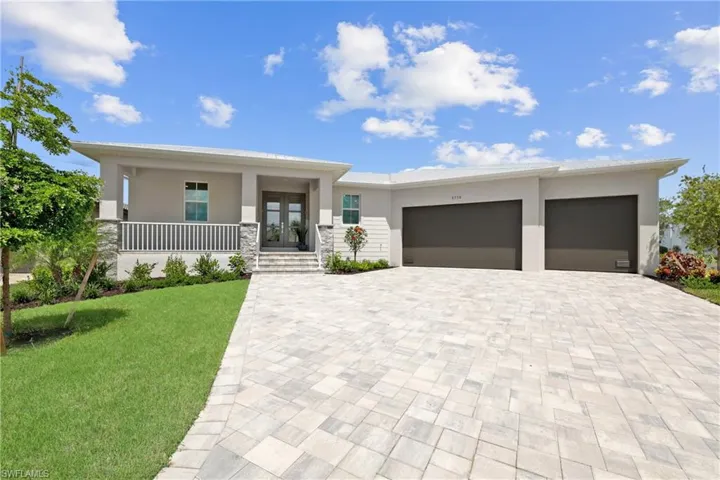8738 Lakefront Ct, Fort Myers, Florida 33908