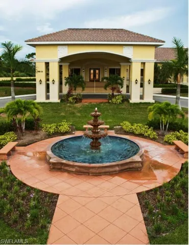 Entry Fountain to the Country Club