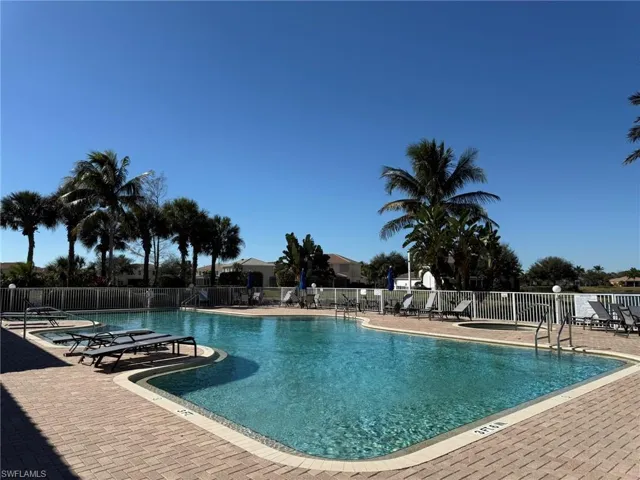 Coral Lake Community Pool