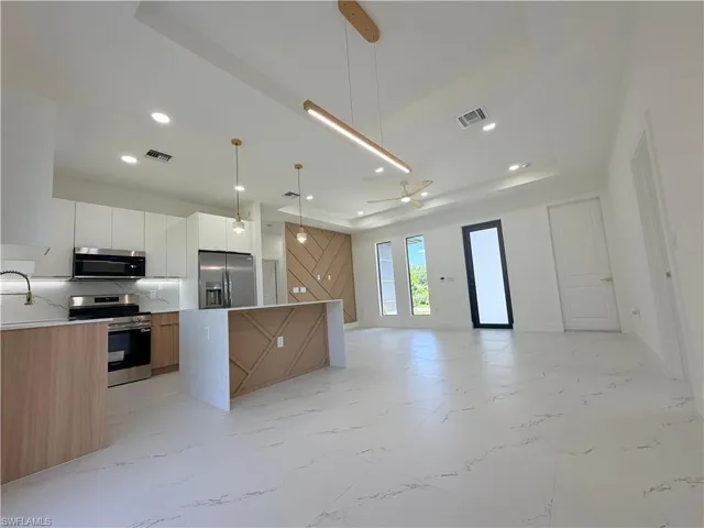 3812 11th St Sw, Lehigh Acres, Florida 33976