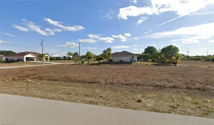 807 Bert Ave N, Lehigh Acres, Florida 33971