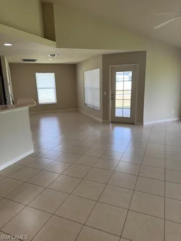 1017 Nw 24th Ave, Cape Coral, Florida 33993