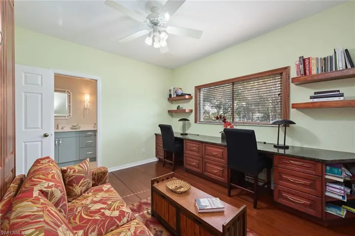 780  Waterford  DR, Naples, FL 34113