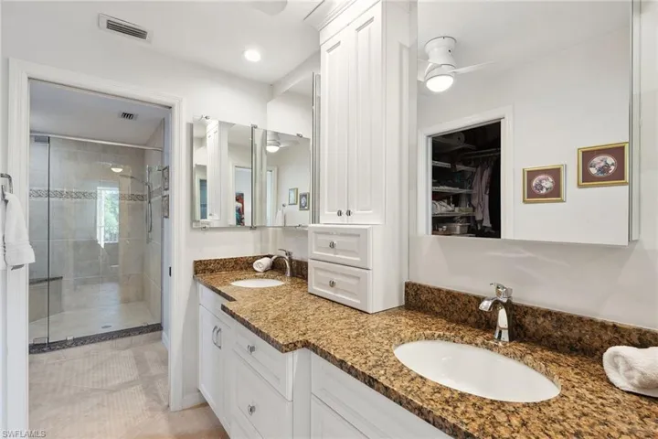 780  Waterford  DR, Naples, FL 34113