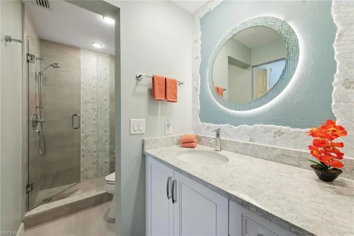 780  Waterford  DR, Naples, FL 34113