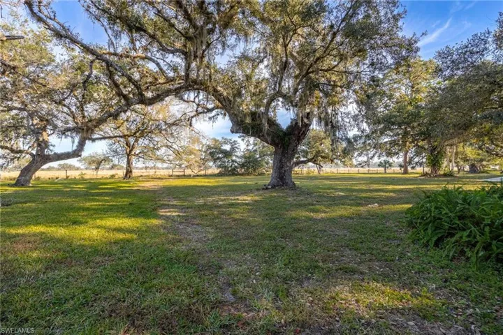 1250  Riverbend  DR, Labelle, FL 33935
