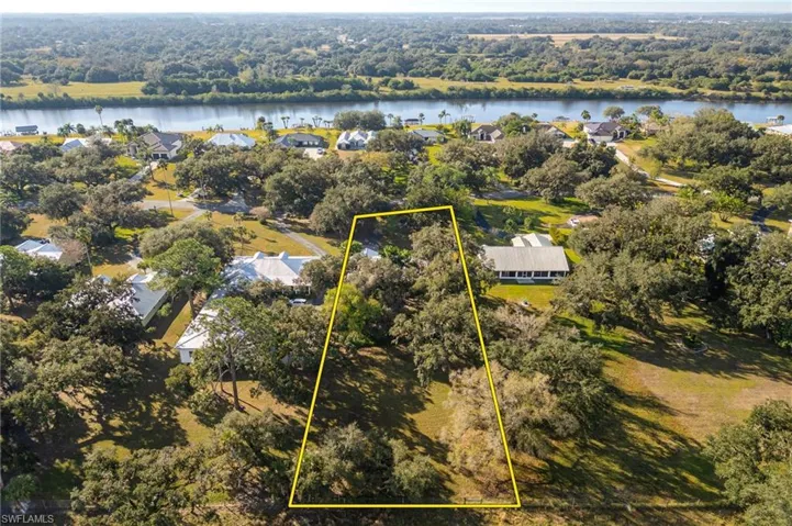 1250  Riverbend  DR, Labelle, FL 33935