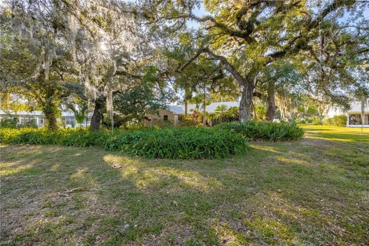 1250  Riverbend  DR, Labelle, FL 33935