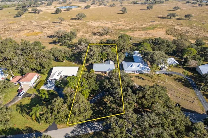 1250  Riverbend  DR, Labelle, FL 33935