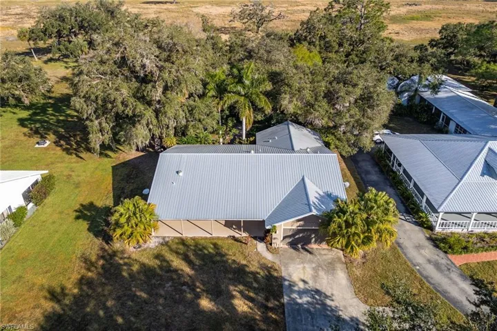 1250  Riverbend  DR, Labelle, FL 33935