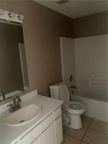 5214  25th SW ST, Lehigh Acres, FL 33973