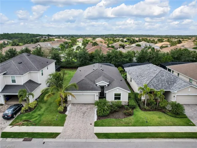 Sturdy Tile roof
