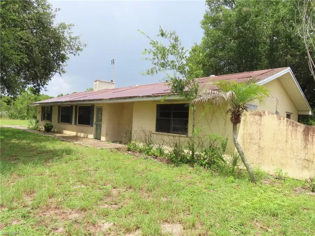 5255 Pioneer 23rd St, Clewiston, Florida 33440