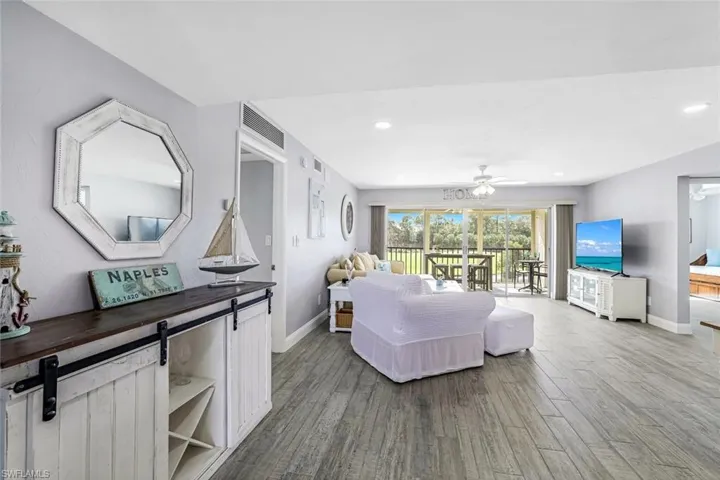 Coastal flair