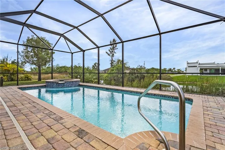 3616 NE 17th  PL, Cape Coral, FL 33909