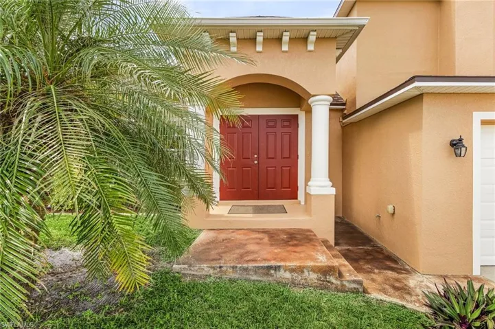 3616 NE 17th  PL, Cape Coral, FL 33909