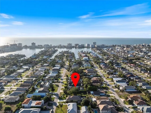 557  96th N AVE, Naples, FL 34108