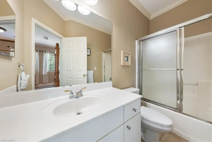 557  96th N AVE, Naples, FL 34108