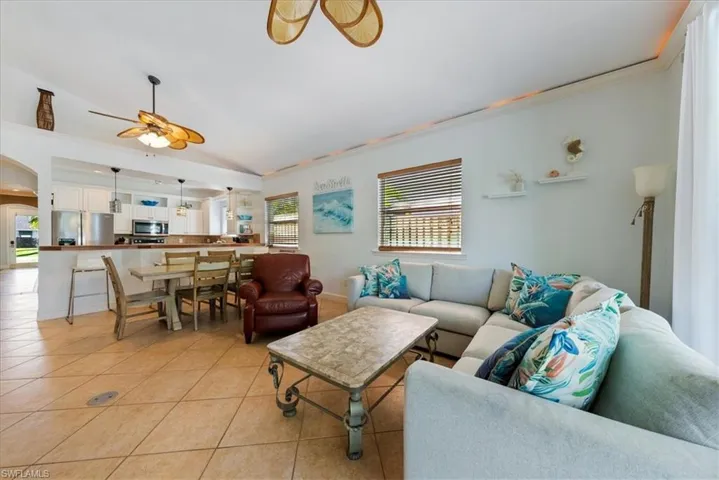 557  96th N AVE, Naples, FL 34108