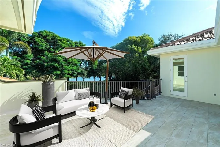 1252 Pocantico Ln, Naples, Florida 34110