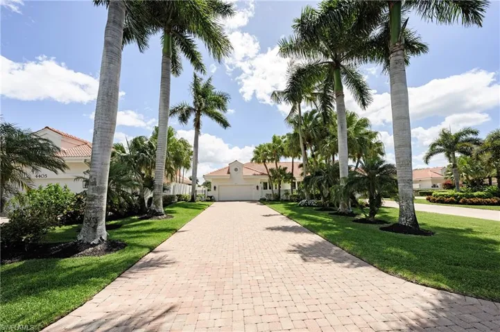 4451 Yacht Harbor Dr, Naples, Florida 34112