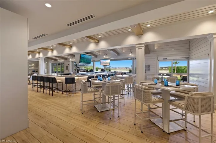 4451 Yacht Harbor Dr, Naples, Florida 34112