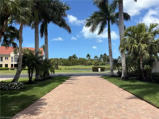 4451 Yacht Harbor Dr, Naples, Florida 34112