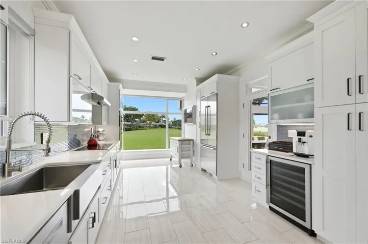 4451 Yacht Harbor Dr, Naples, Florida 34112