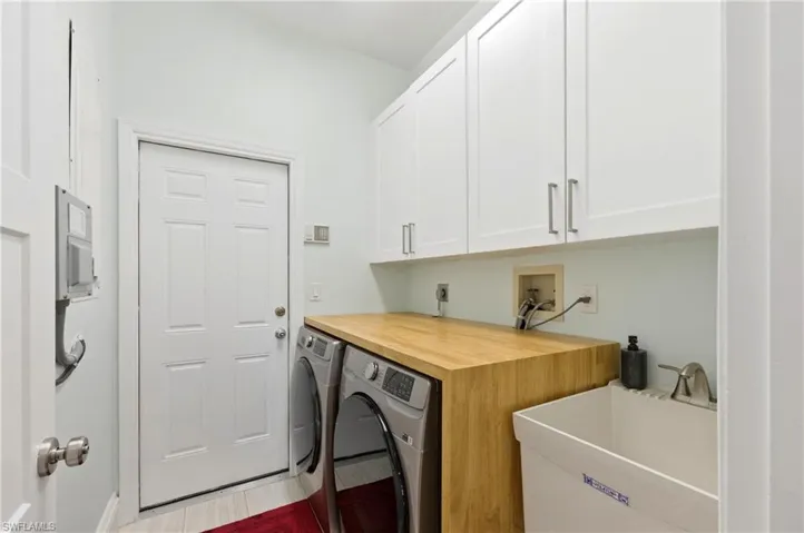 4451 Yacht Harbor Dr, Naples, Florida 34112