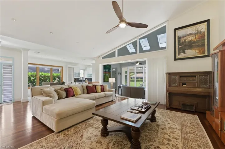 4451 Yacht Harbor Dr, Naples, Florida 34112