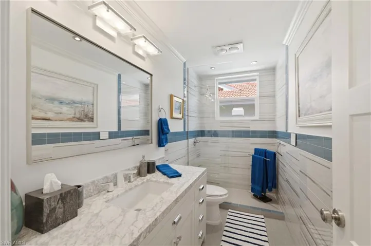4451 Yacht Harbor Dr, Naples, Florida 34112