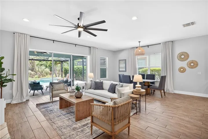 3500  Pilot  CIR, Naples, FL 34120