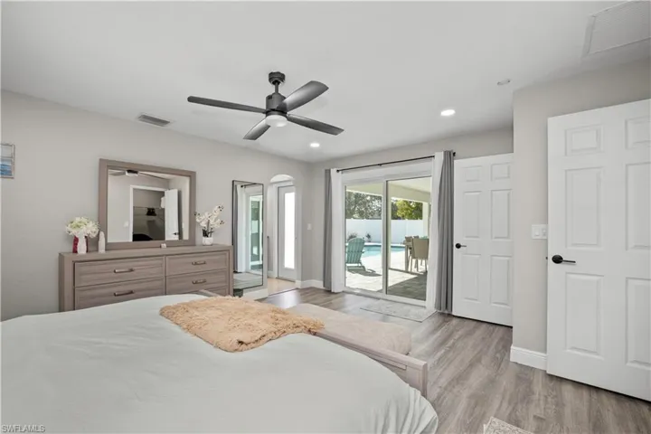 828 SW 51st  TER, Cape Coral, FL 33914