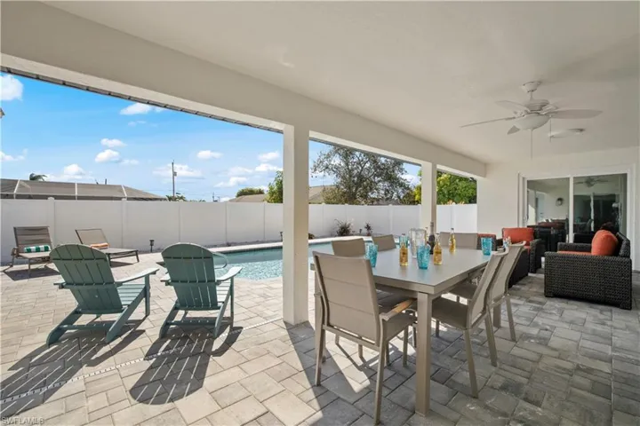 828 SW 51st  TER, Cape Coral, FL 33914