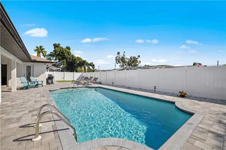 828 SW 51st  TER, Cape Coral, FL 33914