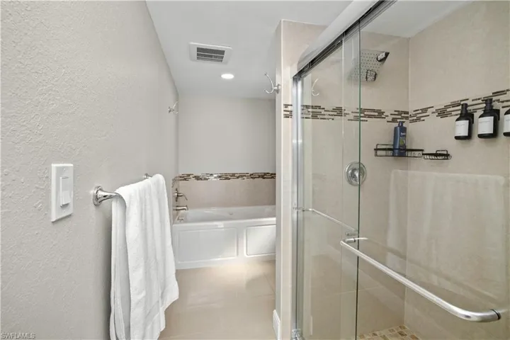 828 SW 51st  TER, Cape Coral, FL 33914