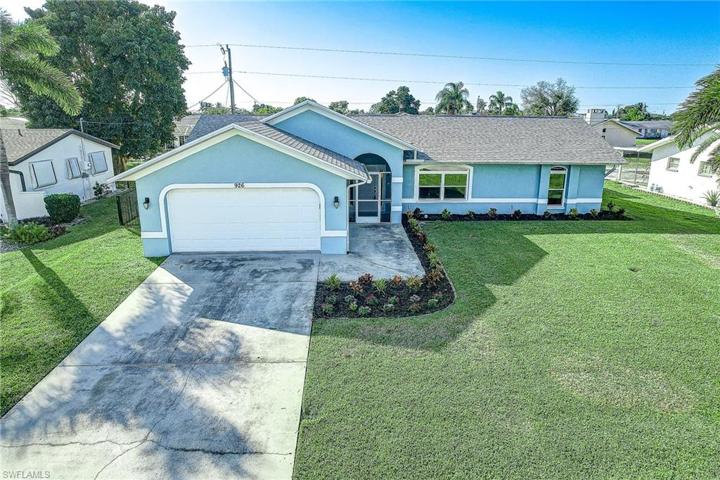 926 SE 27th  ST, CAPE CORAL, FL 33904