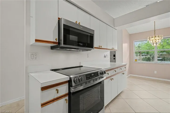 153 Wading Bird Cir J201, Naples, Florida 34110