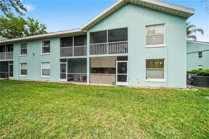 153 Wading Bird Cir J201, Naples, Florida 34110