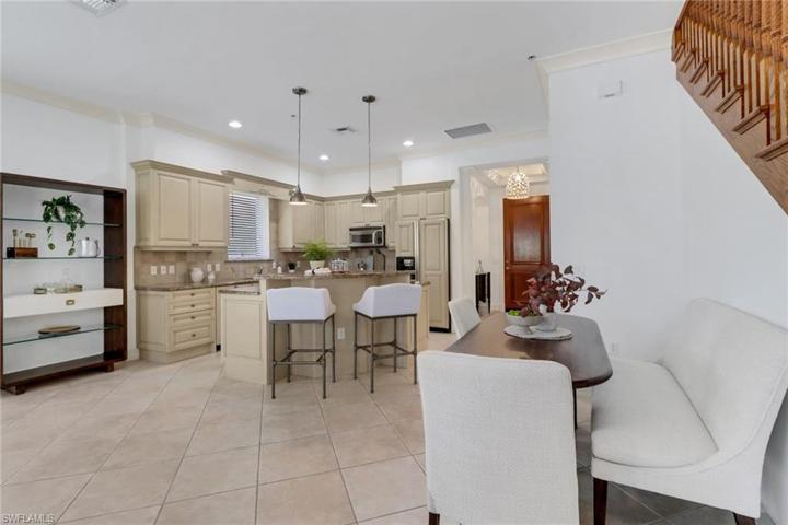 Kitchen with breakfast bar and eat in banquette