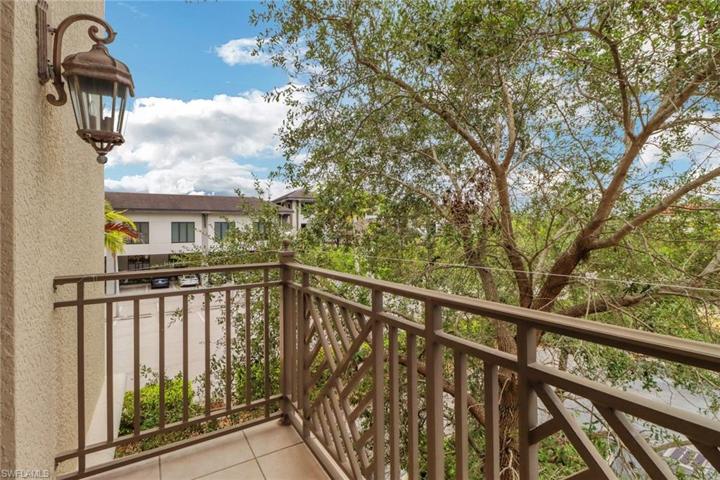 Balcony with Western sunset views off Guest Bedroom