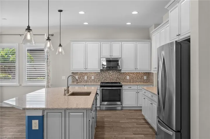 10626  Essex Square  BLVD, Fort Myers, FL 33913