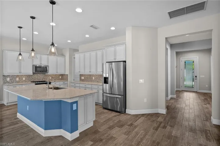 10626  Essex Square  BLVD, Fort Myers, FL 33913