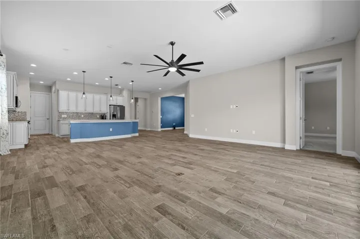 10626  Essex Square  BLVD, Fort Myers, FL 33913
