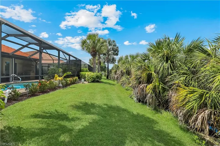 8223 Potomac Ln, Naples, Florida 34104